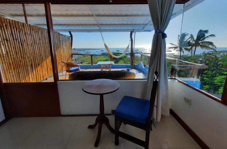 לינה וארוחת בוקר פוארטו בקריסו מורנו Galapagos Casa Playa Mann מראה חיצוני תמונה
